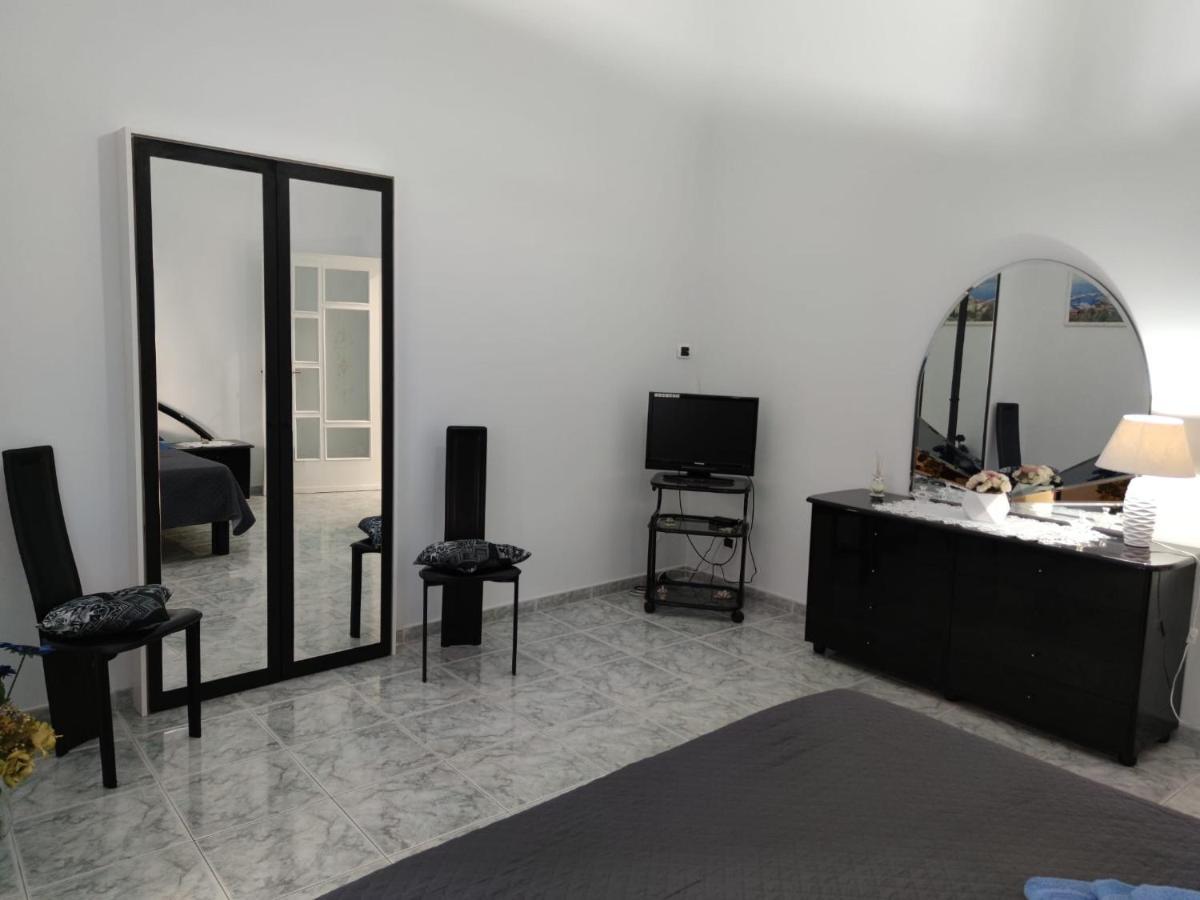 Gevynapule Apartment Napoli Bagian luar foto